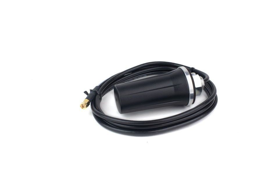 Vandal resistant antenna (700 MHz - 1.8m cable with SMA)